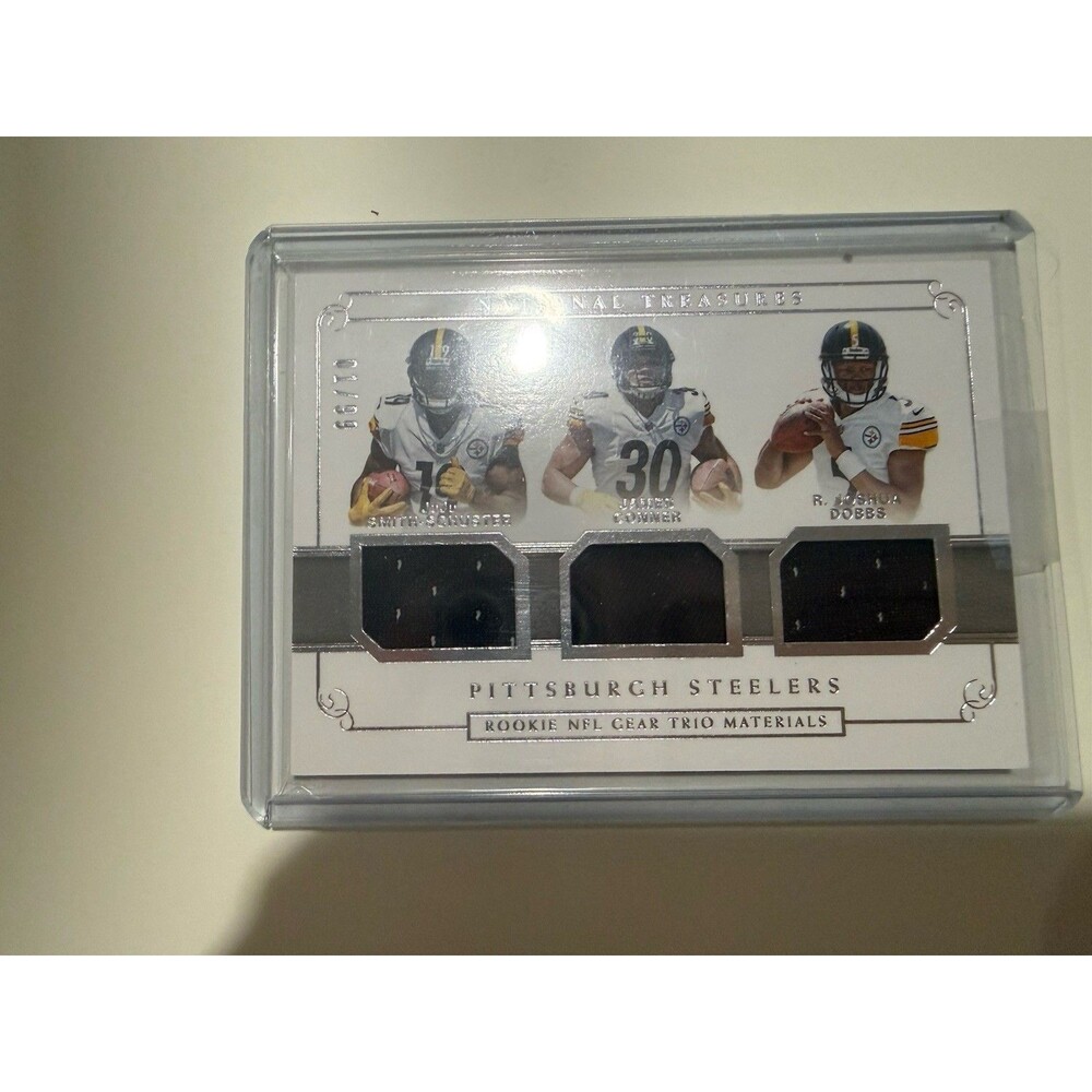 2017 Panini National Treasures Rookie NFL Gear Trio Materials #12